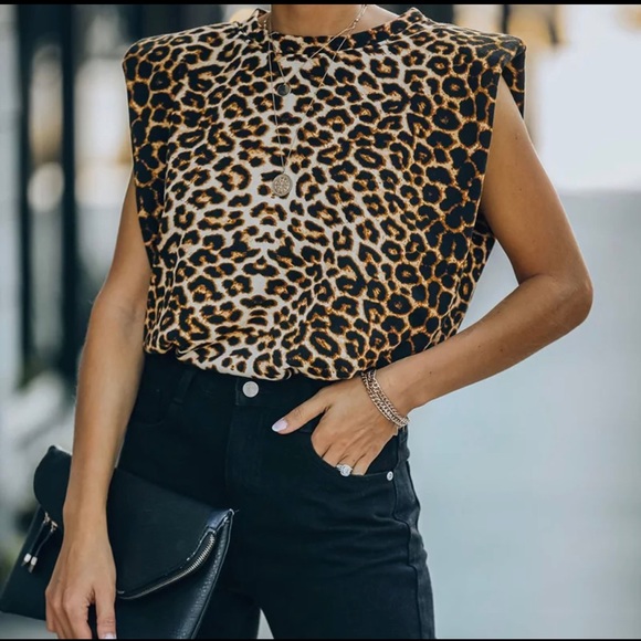 Tops - Cheetah Print Muscle Tee